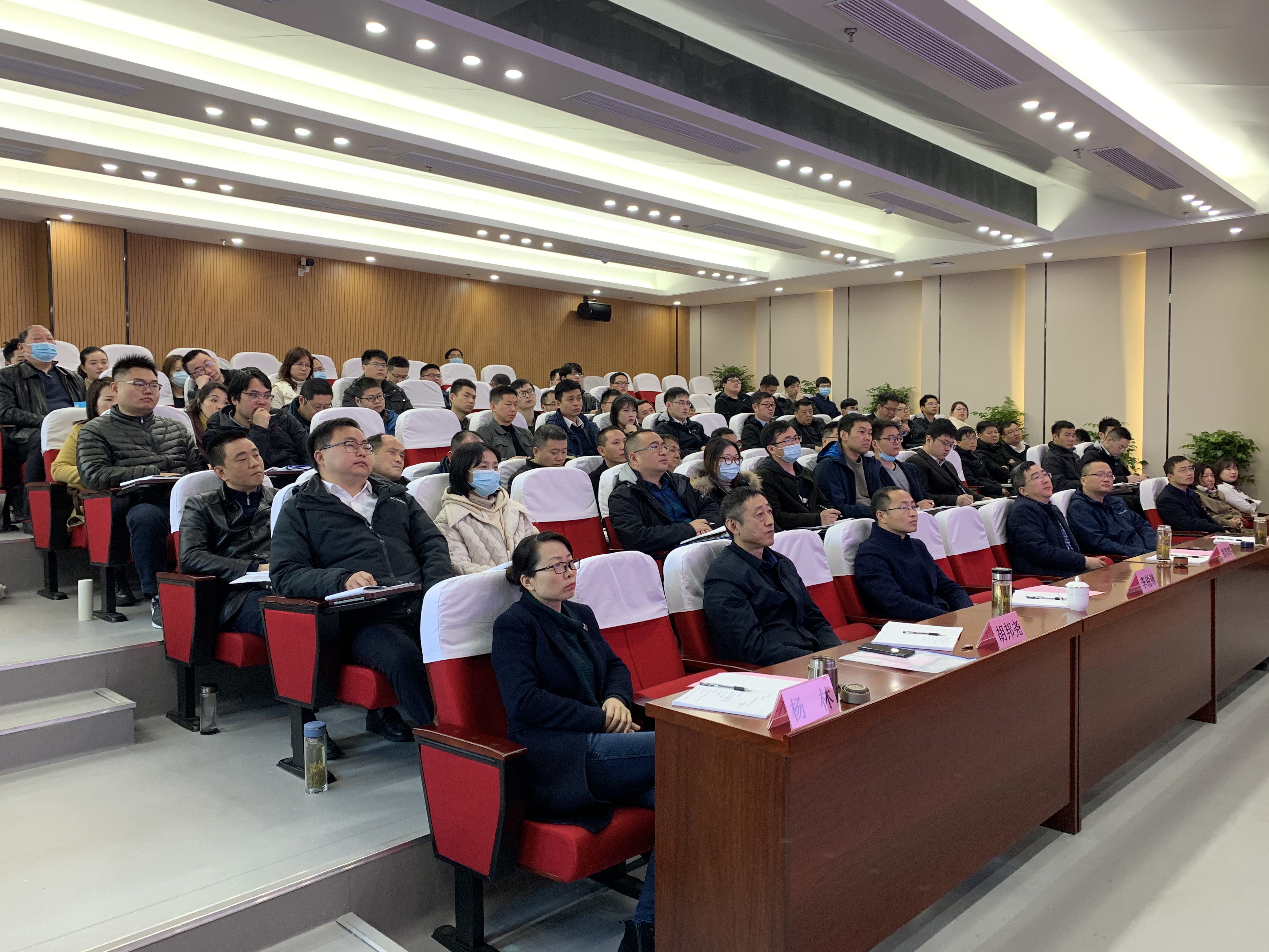 九游会老哥必备的交流社区_论坛帖吧